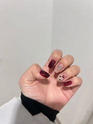 -小黑瓶美甲美睫