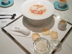 -燕庭·纯燕窝·甜品下午茶(南京西路店)