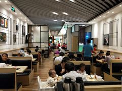 大堂-味莊茶餐厅·自家點心(万象城店)