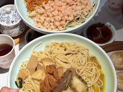 -裕兴记•蟹黄面馆(人民广场店)