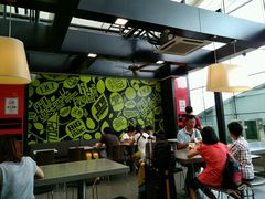 大堂-麦当劳(深圳北站高铁店)