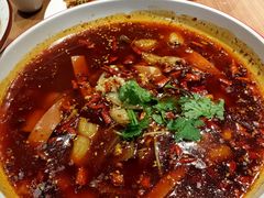 -有红鸡毛店·川菜(建设路店)