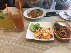 -必胜客(证大大拇指店)