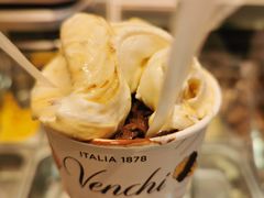 -VENCHI 闻绮(上海佛罗伦萨小镇店)
