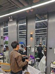 -藤野造型烫发染发