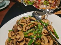 炒蘑菇-真味汤馆(汽博店)