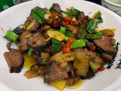 -湖南人家湘菜馆(镇江路店)