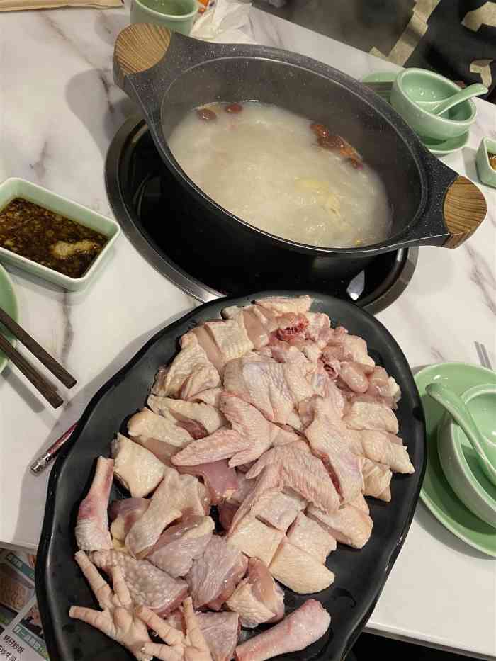 脆皮鸡煲清远鸡火锅-"第二次来这家清远脆皮鸡煲啦点的还是他们.