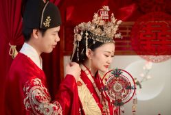 点击看大图 -第一夫人婚纱摄影(南京店)