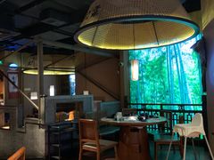 -新哥老官·畅吃123·美蛙世界(苏宁广场店)