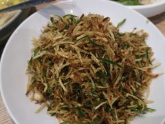 怀旧青椒小鱼干-小雅木姜子烤鸡·贵州菜(鸿通城店)