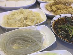 -光头药膳鸡(莱茵小镇店)
