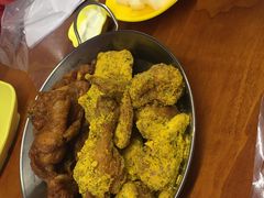 -BHC炸鸡(明洞总店)