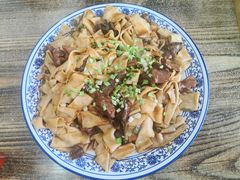 -壹阁胡羊焖饼(特色小吃街店)