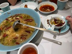 -姚姚酸菜鱼·金戈戈香港豉油鸡(喜荟城联名店)