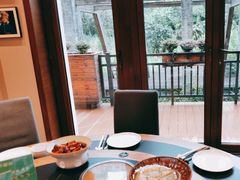 -黔蘑菇四季餐厅(观山湖店)