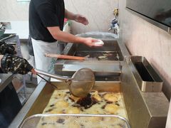 -认准地传统烫面炸糕