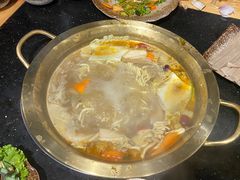 -顶顶汤火牛排火锅·经典铜锅涮肉