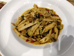 -香山湖家家宴(中山陵店)
