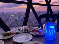 -东方明珠·空中旋转餐厅