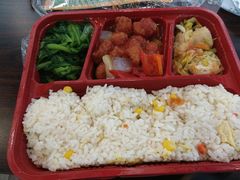 -喜士多便利店(上海虹桥枢纽国展中心云和夜泊酒店店)