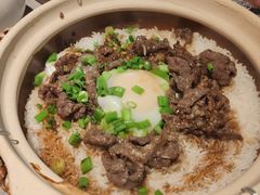 窝蛋牛肉煲仔饭-啫神·广州地标美食(北京路店)