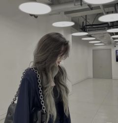 -AYO SALON