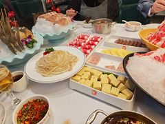 -德天肥牛海鲜火锅(龙吟坊店)