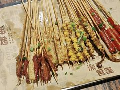 -老街烧烤大排档·地道湖北菜·龙虾馆(汉口火车站店)