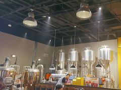 -HUZI虎滋精酿餐吧(京西大悦城店)