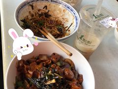 -明呈黄鱼面馆(斜土路店)