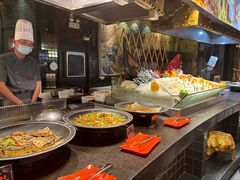 -四海一家自助餐(益田假日广场店)