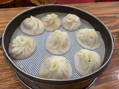 老上海蟹黄汤包-老上海小吃(浙江中路店)