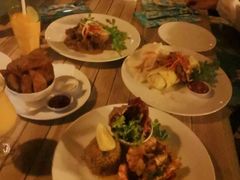 -Hai Bar And Grill