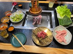 -臻牛烤肉