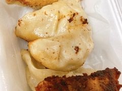 -黄阿姨锅贴大王(万航渡路店)