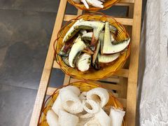 -山菌美食苑(振兴路店)