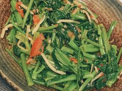 酸笋炒空心菜-浩海火燒雲傣家菜(静安芮欧店)