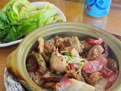 鸽仔腊味煲仔饭-崖口煲仔饭