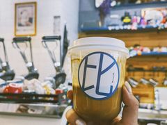 -Be Lived Cafe比例咖啡(摩天轮店)
