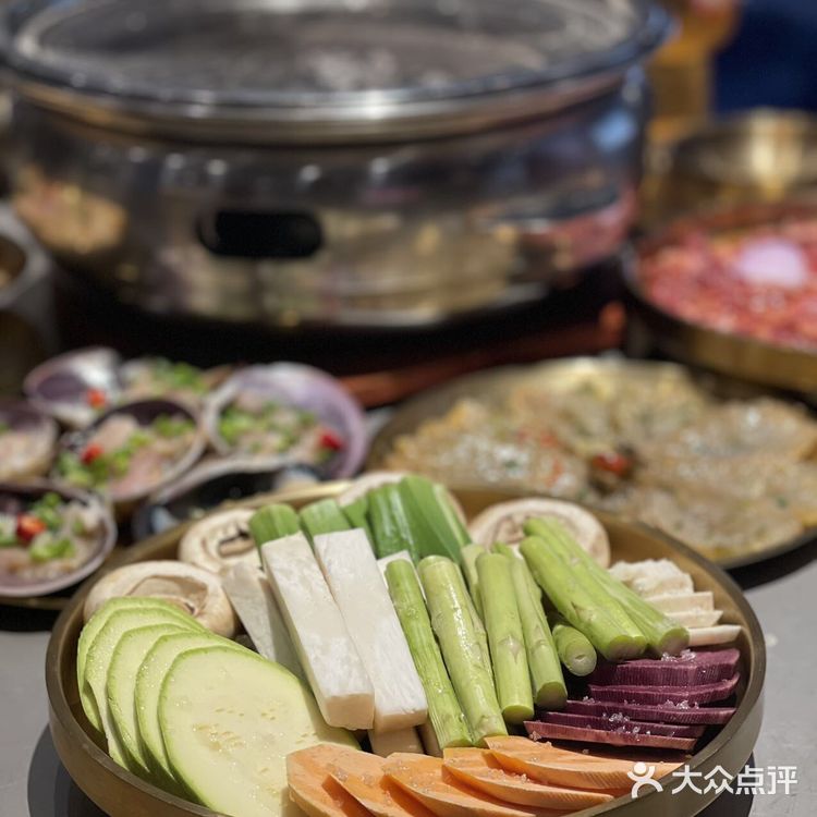 我给大家炫一瓶|东北烤肉天花板|松树盆景是真的