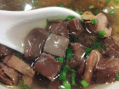 -月亮房·白斩鸡(娄山关路店)