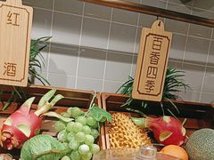 -金滏山烤肉·海鲜·火锅自助餐厅(襄阳万达店)