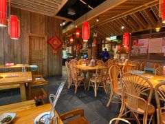 大堂-老凯俚酸汤鱼(鸿通城店)