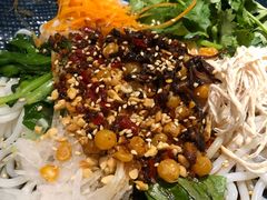 -芸山季·云南山珍菌火锅(人民广场来福士店)