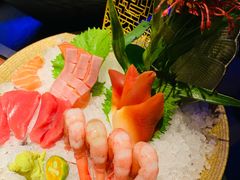 -蟹犇前•帝王蟹雪蟹(陆家嘴店)