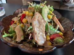 牛油果鸡肉沙拉-爱德堡西餐咖啡吧(北师大店)