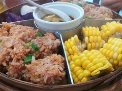 -黄桷树曹家私房菜(江与城店)