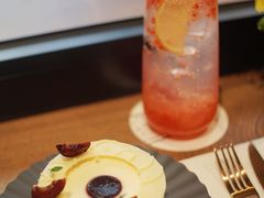 -潮一不贰·法式甜品·生日蛋糕·西式简餐(外滩店)