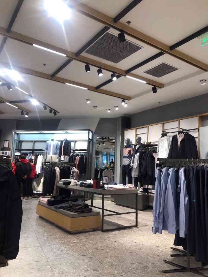 jack&jones(乐客城店)-"位置在乐客城,这个品牌也算是我比较喜欢的.